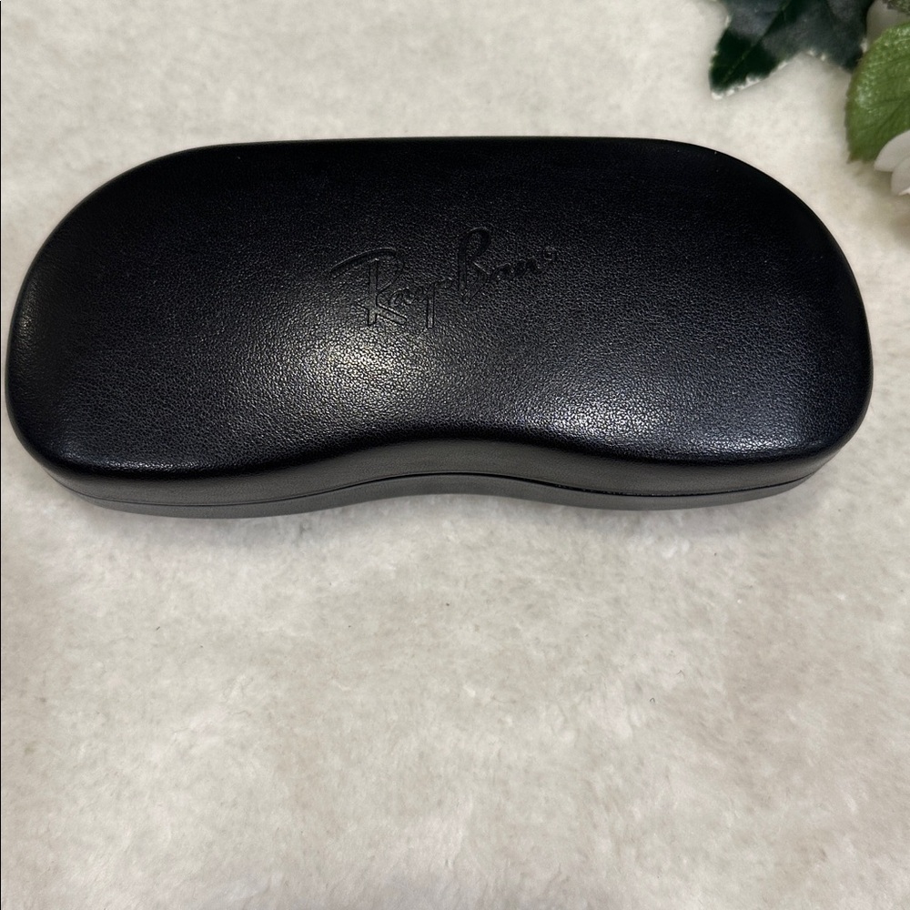 Rayban glasses with case and cleaning cloth - Picture 6 of 6